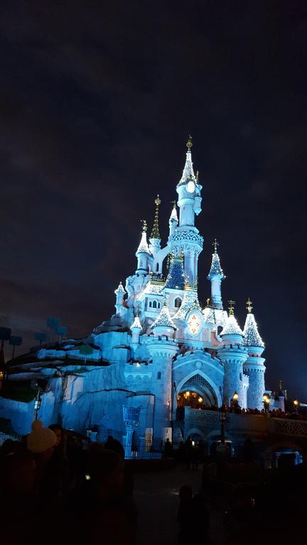 F&B'S Home Disneyland Paris Serris Extérieur photo